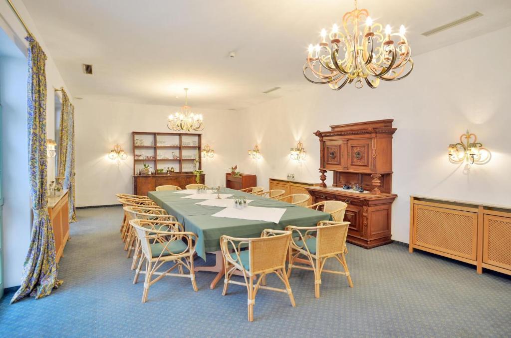 שמלקלדן Stadthotel Patrizier מראה חיצוני תמונה